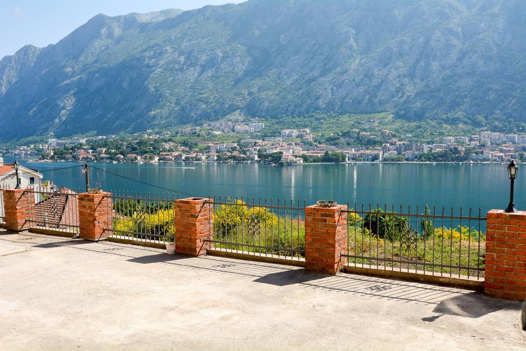 Apartments Panorama Cattaro Esterno foto